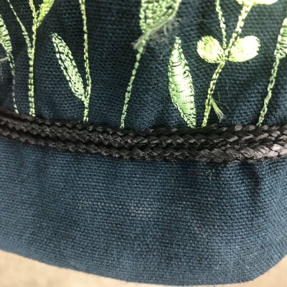 Quacker Factory Womens Black Jacket SZ 1X Embroidered Floral Butterflies *FLAWS* - Picture 10 of 16